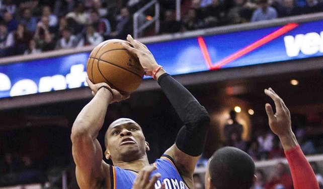 Thunder, Westbrook'un 42 sayısıyla kazandı