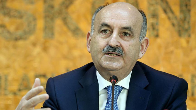 Müezzinoğlu'ndan emekliye promosyon açıklaması