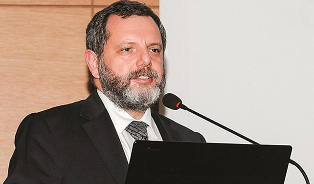 Kuğular siyah ama enseyi karartma zamanı değil!