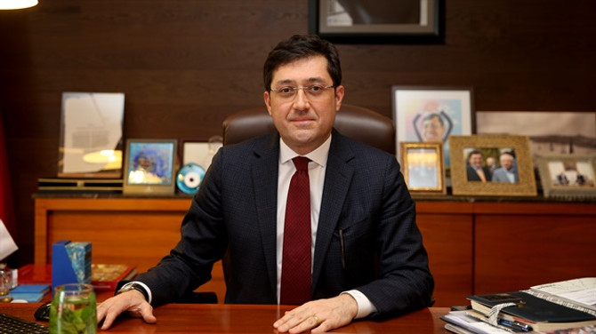 Hazinedar'a 'uyarma' cezası