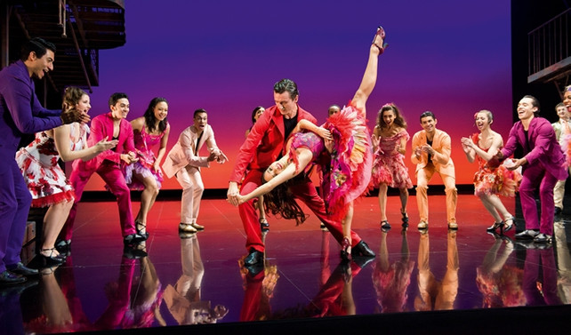 Alternatif bir yeni yıl hediyesi: West Side Story biletleri