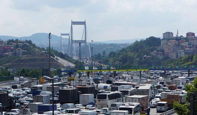 Köprü ve otoyollar 1,1 milyar kazandırdı