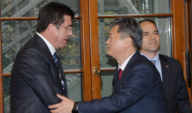 Zeybekci'den Cenevre'de ikili temaslar