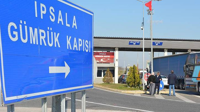 İpsala Sınır Kapısı'nda geçişler geçici olarak durdu