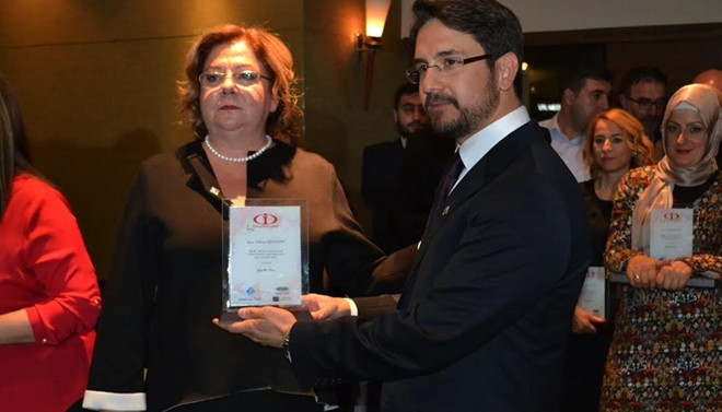 60 Yillik Boyaci Iki Sektorde Daha Buyuyecek Sirket Haberleri