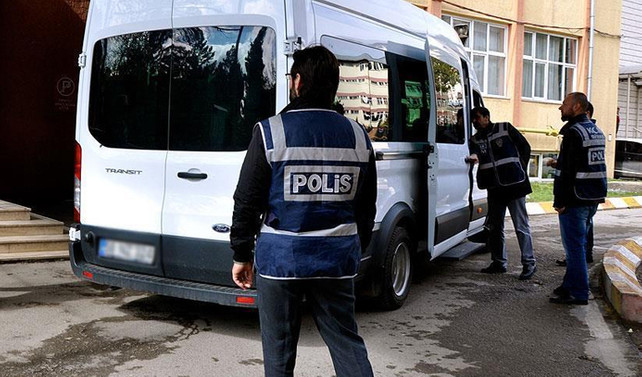 Polisten peş peşe operasyon