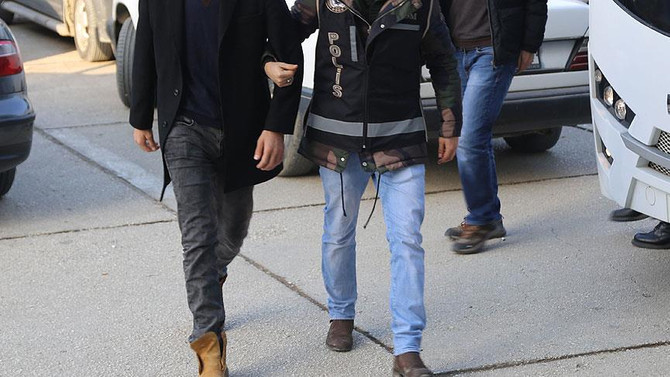 Başkentteki DEAŞ operasyonunda 12 şüpheli yakalandı