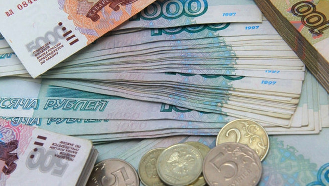 Rusya'nın parasal tabanı geçen hafta daraldı