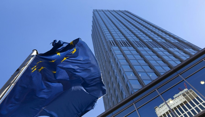 ECB, İtalyan bankası için tekrar toplandı