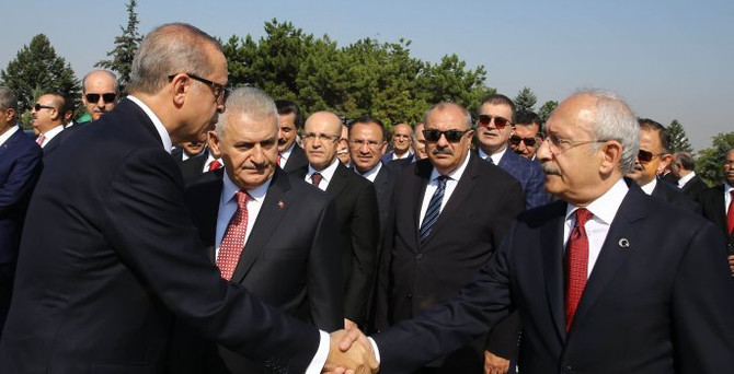 Liderlerden 30 Ağustos mesajları