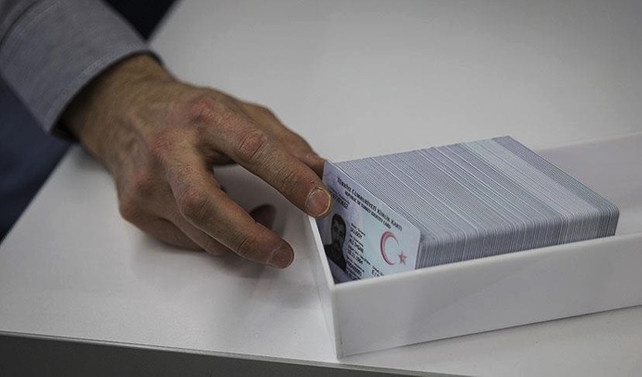 'Kimlik'te yeni dönem yarın başlıyor
