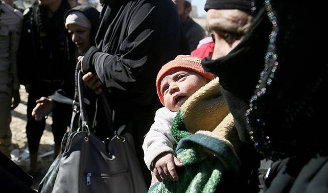 Musul'da 2,5 ayda 145 bin kişi evini terk etti