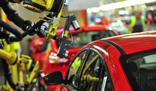 Otomotiv üretimi 1,5 milyona dayandı