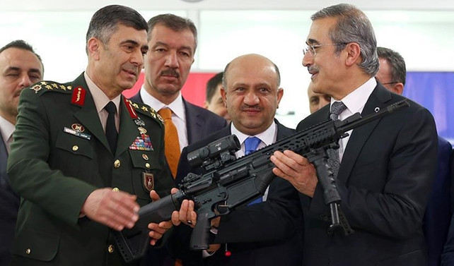 'Milli tüfek' Mehmetçiğe teslim edildi