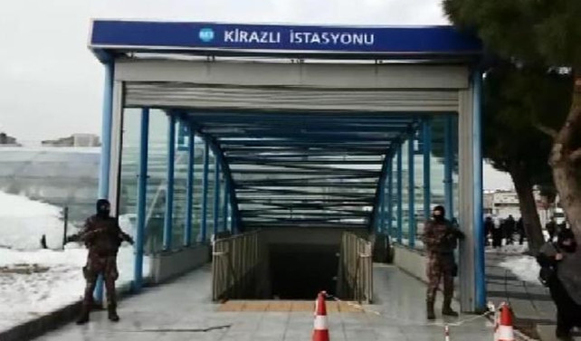 Metroda 'Reina saldırganı' alarmı