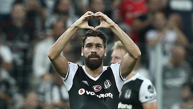 Olcay resmen Trabzonspor'da
