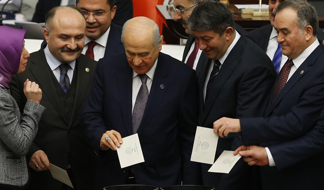 Teklif geçmezse seçim yapılmalı