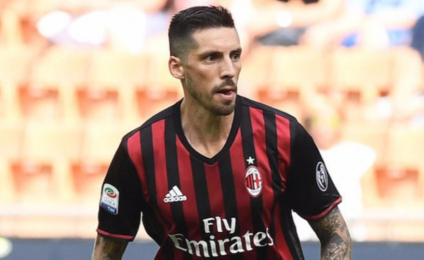 Milan, Sosa'yı bırakmıyor