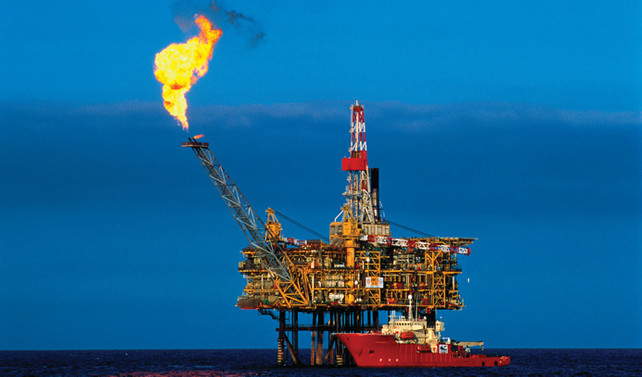 Petrolde günlük talep 300 bin varil azaldı