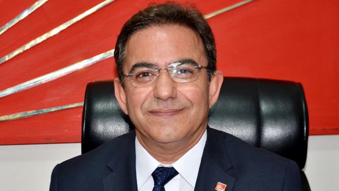 'Anayasa değişikliği Türkiye’ye dayatılıyor'