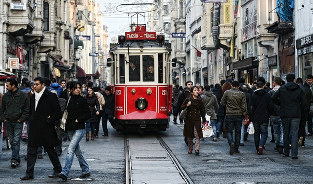 Nostaljik tramvayın seferlerine 6 ay ara verildi