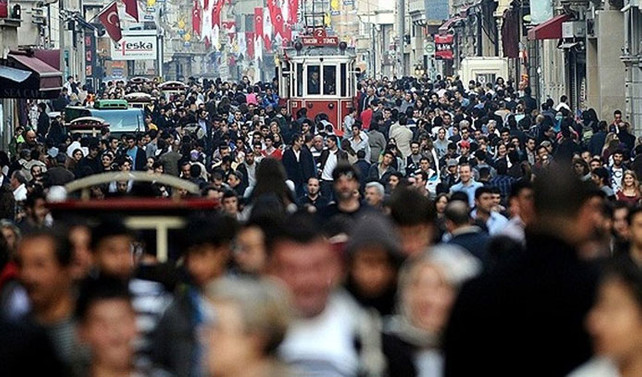 Türkiye'de her 10 kişiden biri İstanbul'da