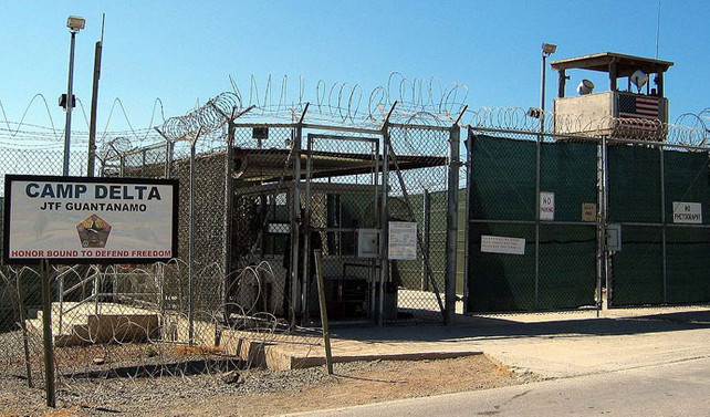 Obama Guantanamo'yu kapatamadan bırakıyor