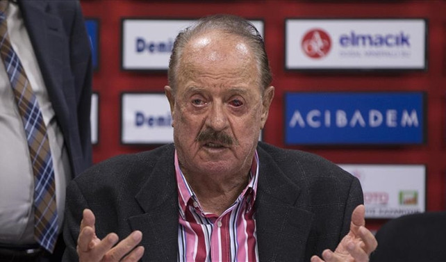 İlhan Cavcav hayatını kaybetti