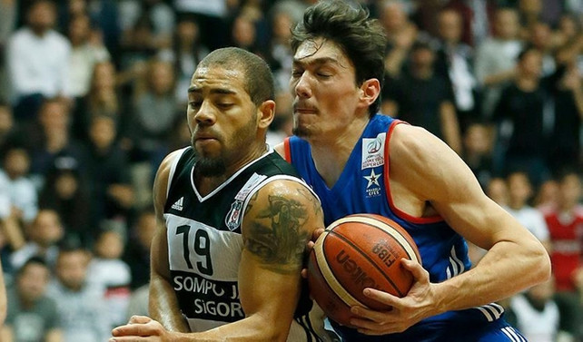Anadolu Efes, Beşiktaş'ı mağlup etti