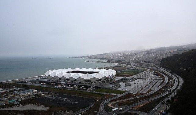 Trabzonspor yeni stadında ilk maçına çıkıyor