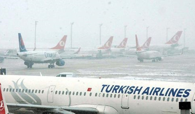 Uçuşlara 'olumsuz hava' engeli