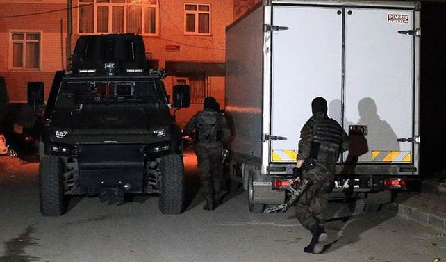 İstanbul'da DEAŞ operasyonu: 17 gözaltı