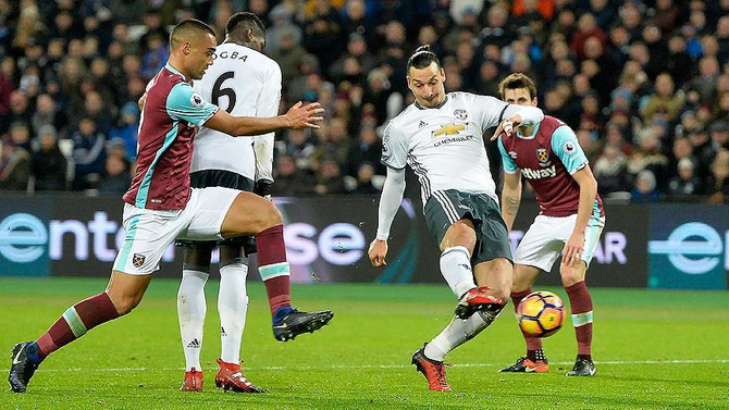 Premier Lig'de Manchester rüzgarı