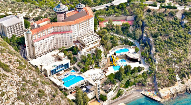 Alkoçlar, yeni otellerine atamaları tamamladı