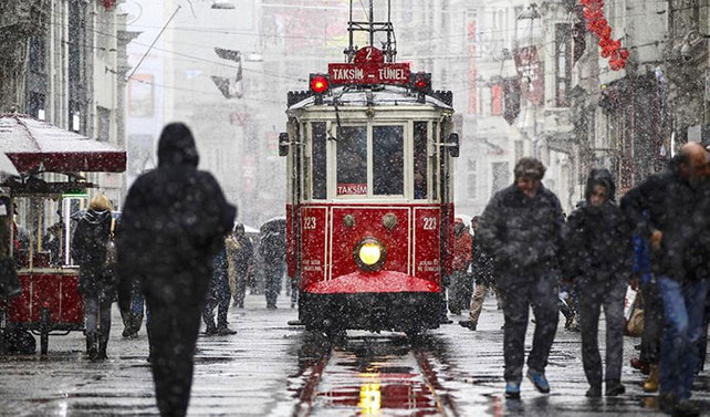 İstanbul Valiliğinden kar uyarısı