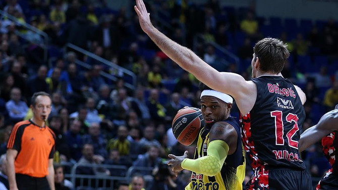Fenerbahçe, 10. galibiyetini aldı
