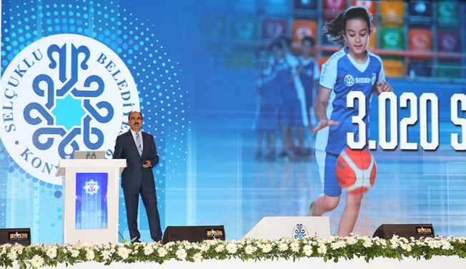 Selçuklu Belediyesi spor yatırımlarını tanıttı