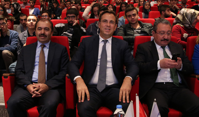TÜSİAD Bu Gençlikte İŞ Var! Projesi