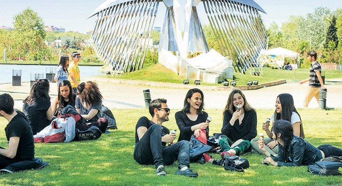 Vize krizi sonrası öğrenciler rotayı İngiltere'ye çevirdi