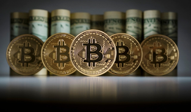 Bitcoin fiyatı ilk kez 5 bin doları aştı