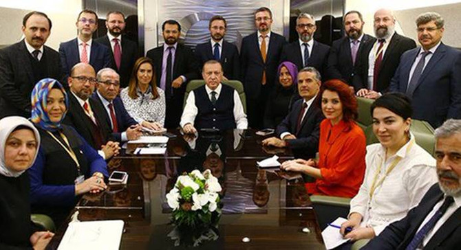 Erdoğan 3 ilin başkanlarına seslendi: Topbaş gibi yapın