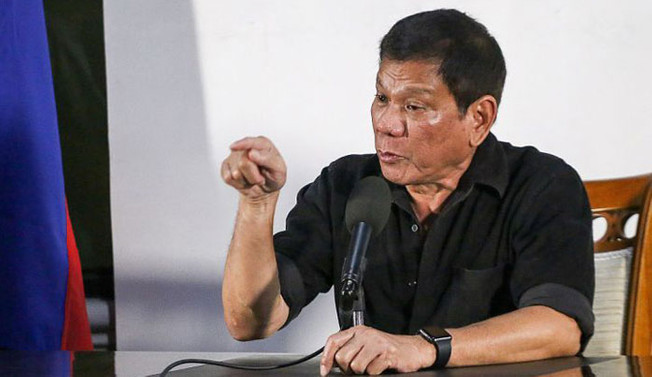 Duterte, AB diplomatlarını kovdu