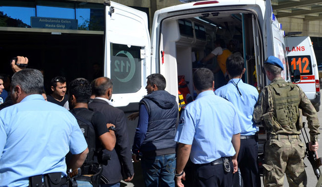 Siirt'te patlama: 7 asker yaralı
