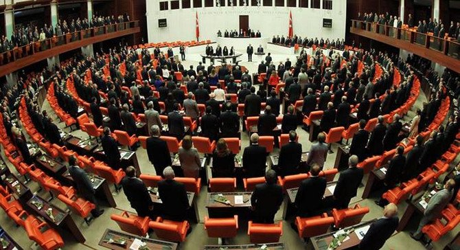 CHP'den emekliler için kanun teklifi