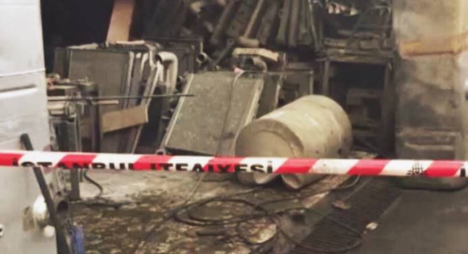 İstanbul'da tanker deposunda patlama: 4 yaralı