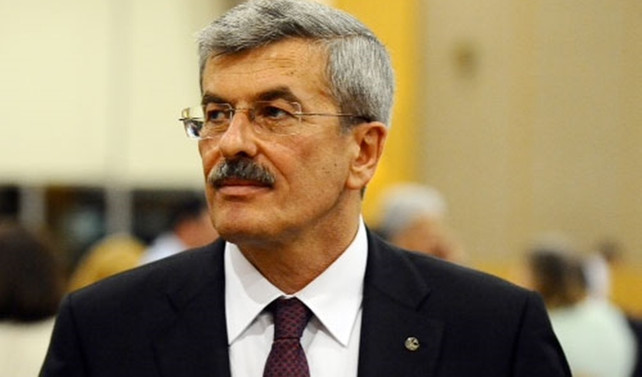 Bakan Gül: İpek kendi isteğiyle ayrıldı