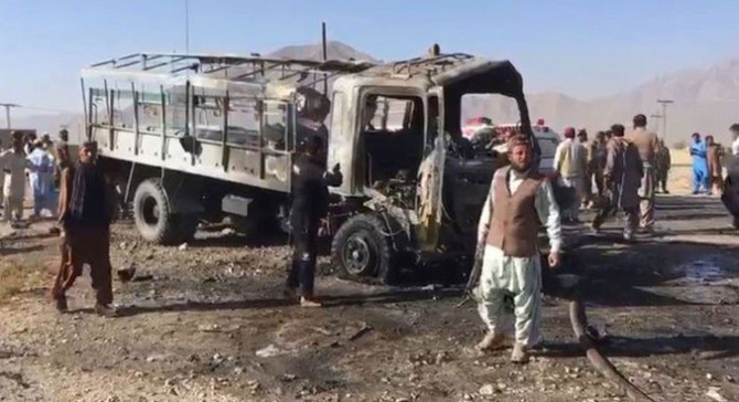 Pakistan'daki bombalı saldırıda 7 polis öldü