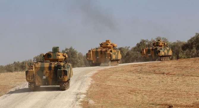 Askeri araç ve malzemeler Hatay'a ulaştı