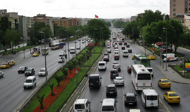 İstanbul'da Vatan Caddesi trafiğe kapatıldı