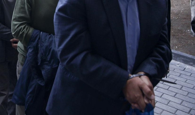 İki eski hakim Yunanistan'a kaçarken yakalandı